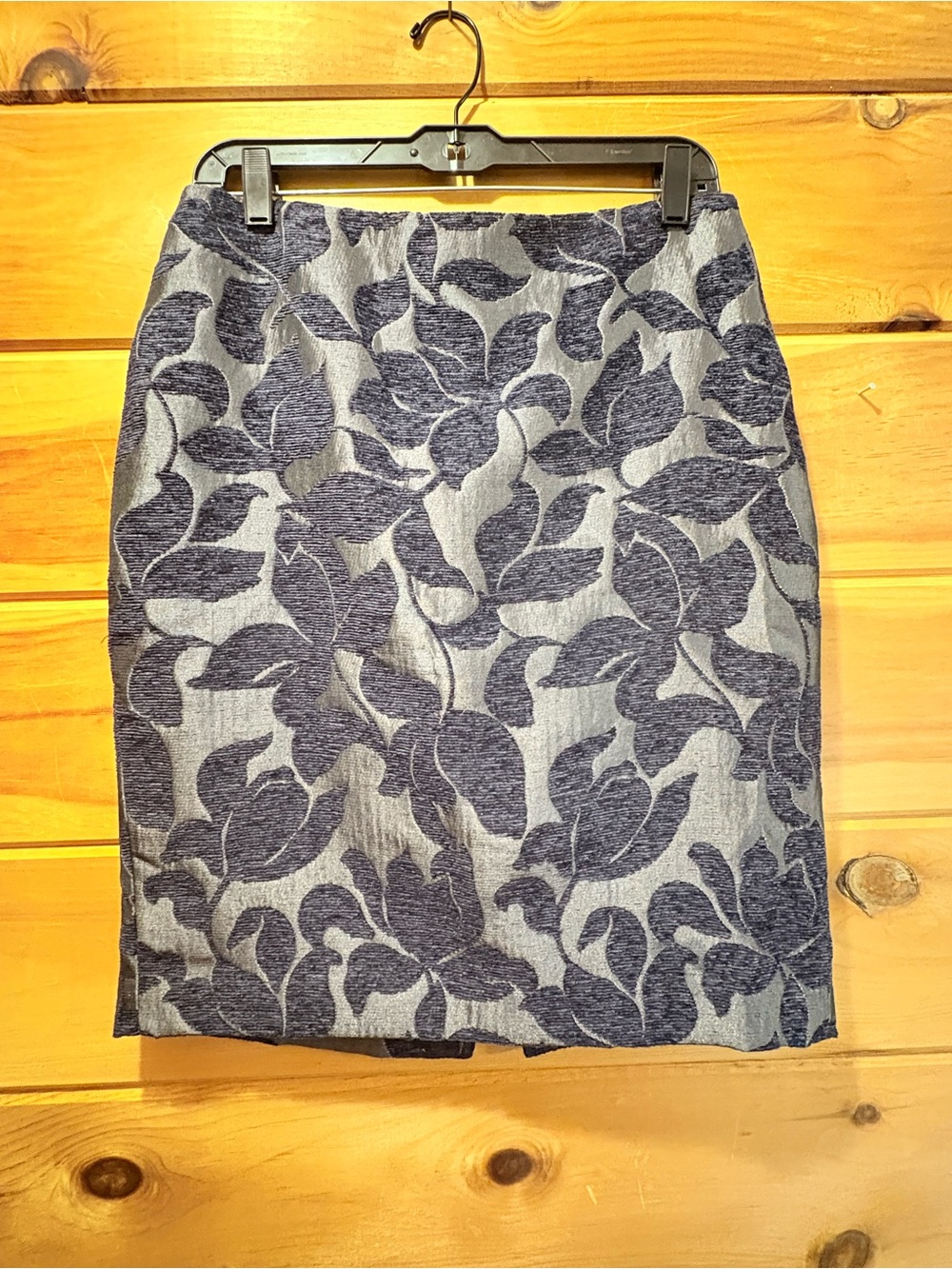 Ann Taylor Factory Women’s Blue & Gray Floral Jacquard Lined Pencil Skirt 6 NWT